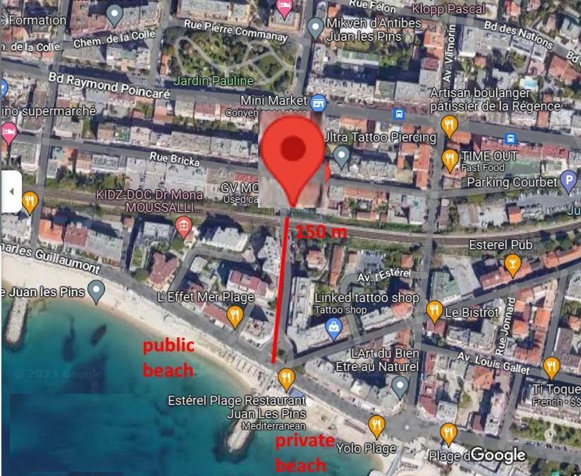 Stylish White And Red Apartments Juan-les-Pins Esterno foto